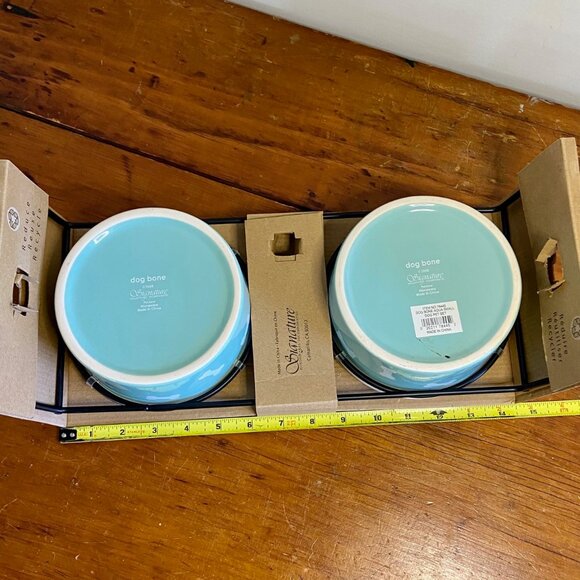 2 DOG BOWLS W/ STAND by SIGNATURE HOUSEWARES INCORPORATED - Picture 9 of 9